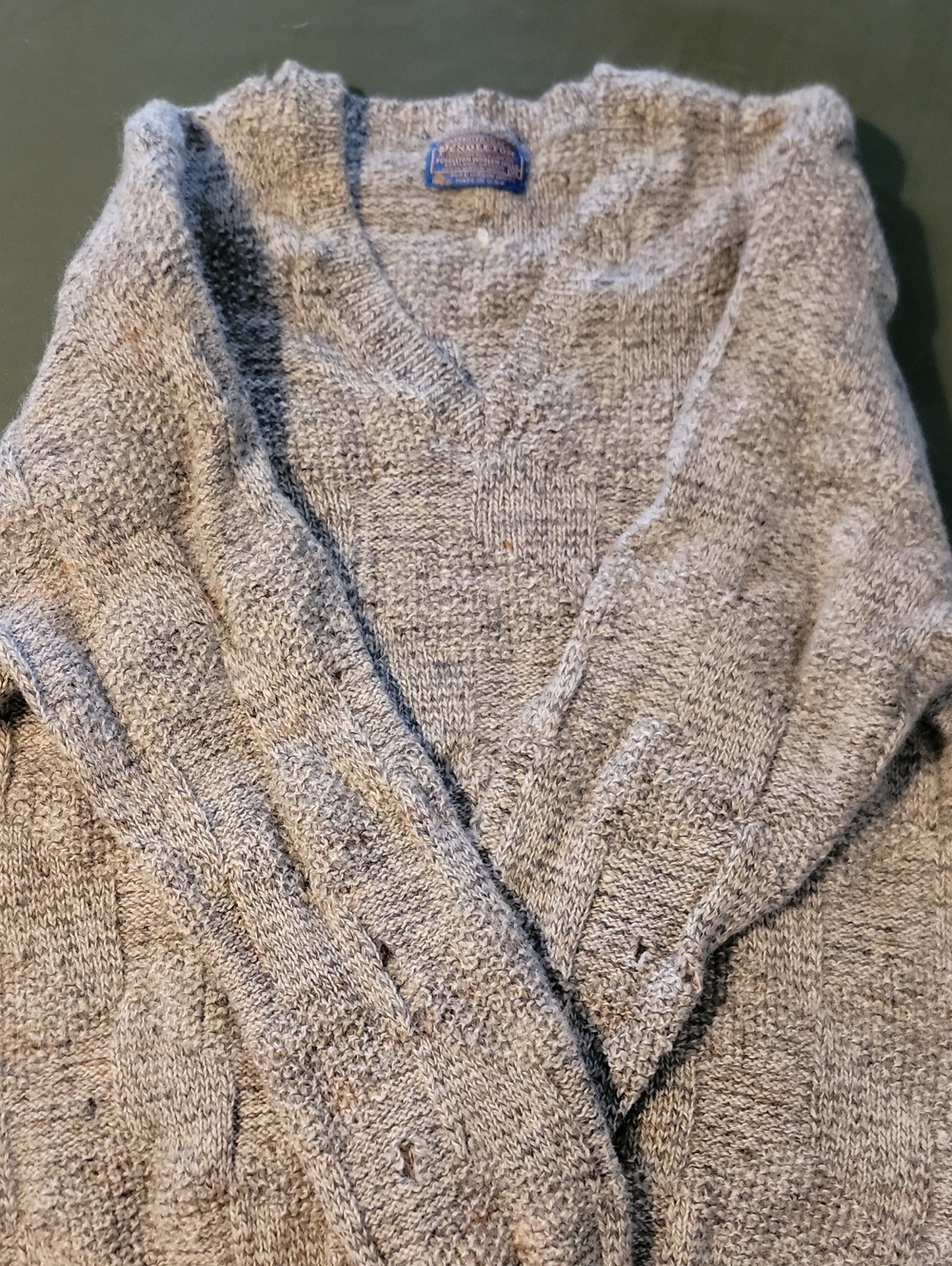 Pendleton Men's V-Neck Pure Wool Sweater - Heather Gray